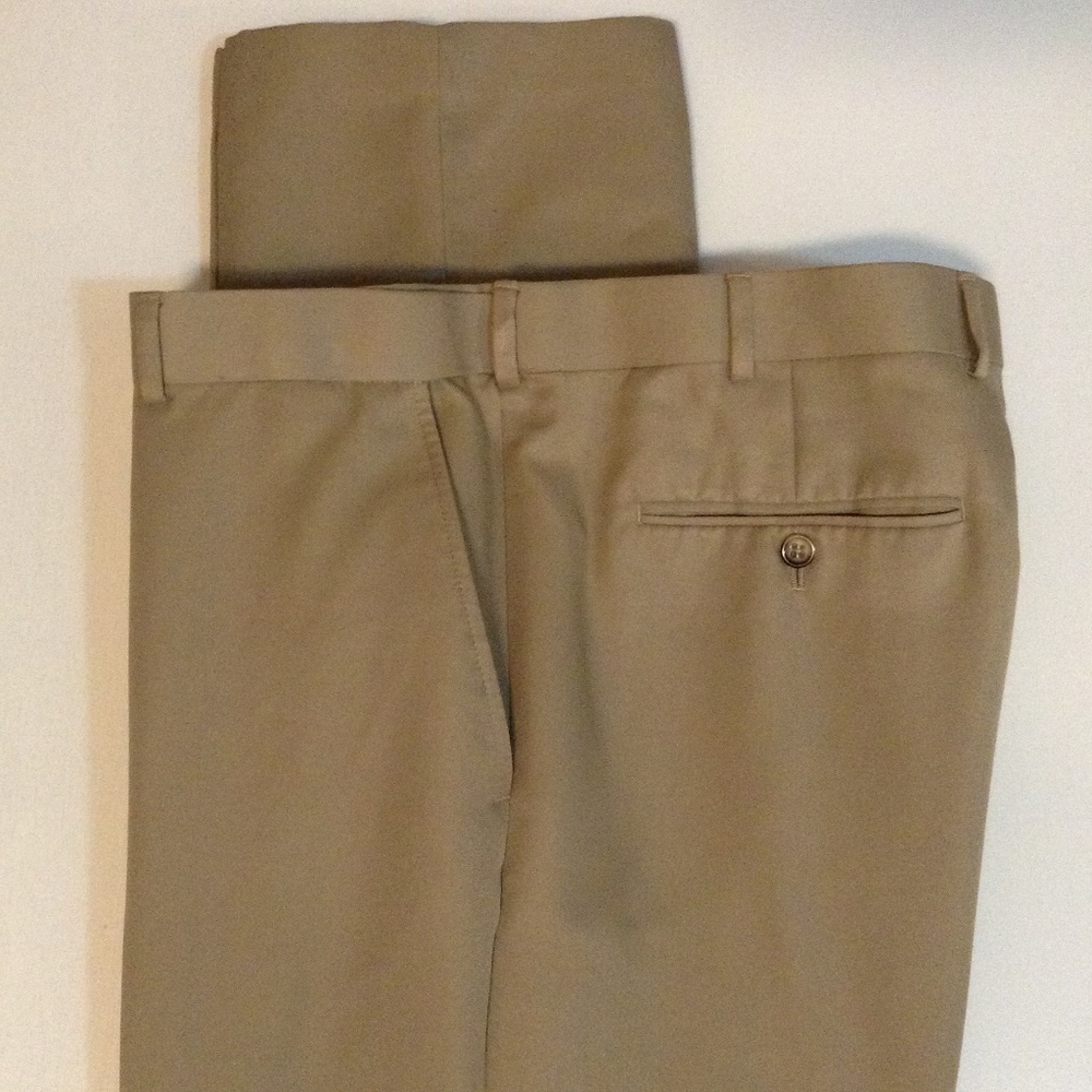 STAFFORD MEN'S CLASSIC FIT KHAKI PANTS 40W X 32L